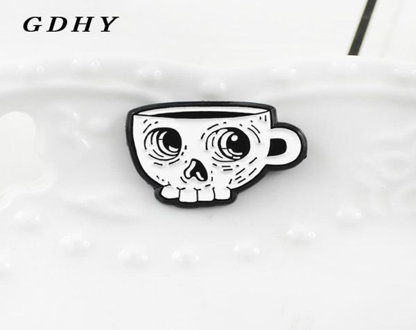 Gdhy White Skeleton Coffee tasse Brooch Émail Émail Coup de crâne Death039S Skull Cafe Shirt Brooch Emblem Halloween Gift5287212