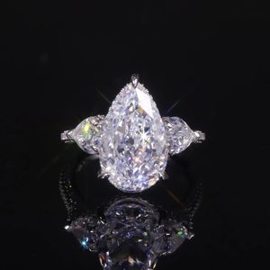 GEMS BALLET Forme de poire Diamondfire CZ Blanc Cluster Anneaux faits à la main en argent sterling 925 Bague de fiançailles à trois pierres 240315