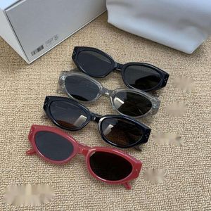 Gentil gentles ocular gafas de sol de estrella de ciervos blancos para bloggers masculinos y femeninos gafas de sol personalizadas avanzadas Las piernas del espejo tienen letras con caja original