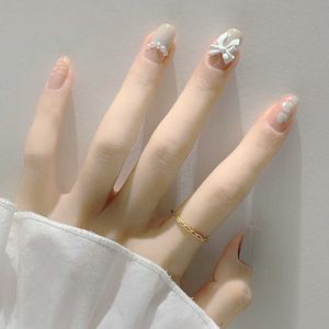 Zachte nagel met melkgrijze vlinder met nagelpleisters Geavanceerde nagelproducten Jelly Gel-nagelproducten