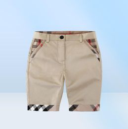 Gentleman Style Summer Boys Plaid Shorts enfants bouton de pantalon intermédiaire décontracté vêtements