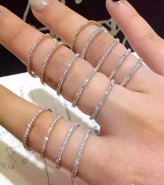 Véritable pavée en or blanc 18 carats Simulate Diamond Band Ring Fine Bijoux de mariage Simple Round Minks For Women Gift Cluster5923662