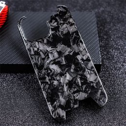 Étuis minces en fibre de carbone véritable pour iPhone 13 12 Pro Max Mini couverture d'armure Togh forgée irrégulière ultra-mince