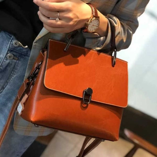 Véritable sac pour femmes en cuir DD 2024 Handheld One épaule crossbody grande capacité verrouillage street street mode à la mode