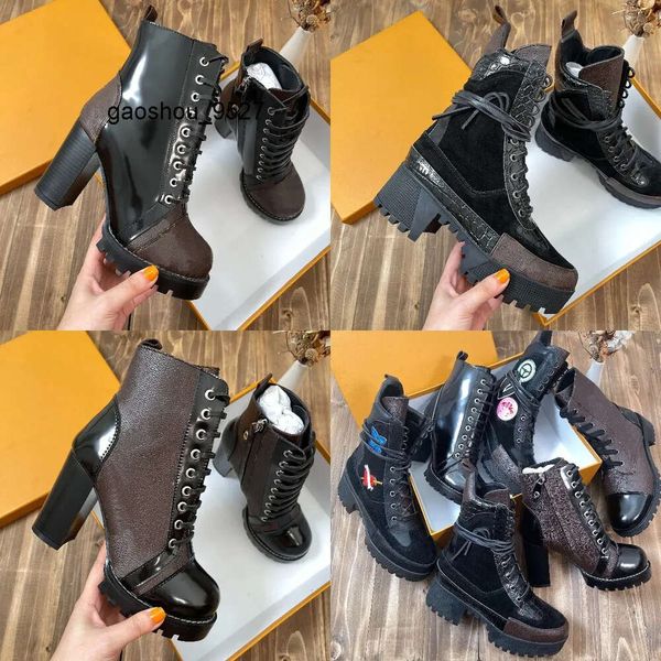 Véritable Flamingos Martin Lvlies High Desert Louisity Love Arrow Médaille Vittonly Boot Winter Designer Cuir Grossier Femmes Talon Chaussures De Luxe Lauréat Bottes Chu CEAQ