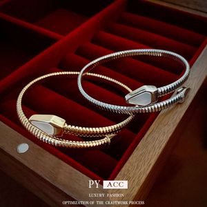 Bracelet en métal à la mode en forme de serpent électroplate authentique en or,