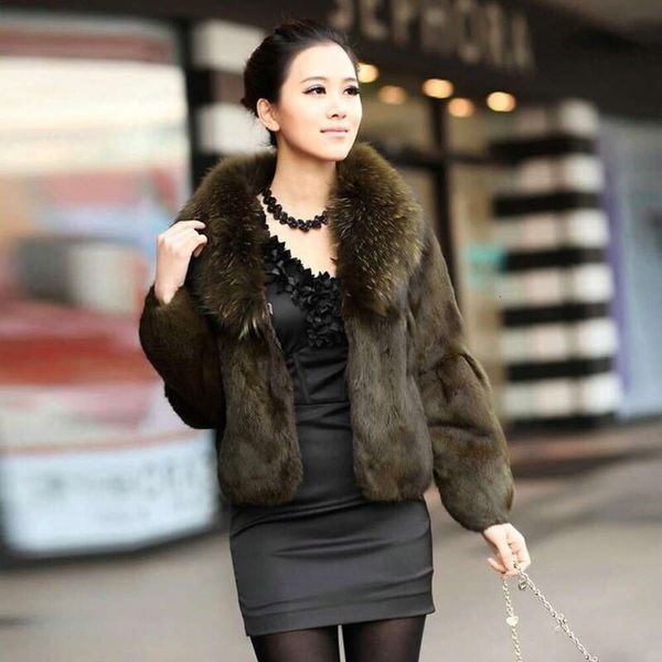 Véritable Haining femmes court en cuir complet lapin sauvage Version coréenne manteau d'hiver col de fourrure de raton laveur 688167