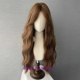 Pusines de cheveux authentiques Store en ligne Meisu Wig Womens Long avec une fraction de huit formes Bangs Wavy Curly Thé chaud brun simulé de tête complète naturelle