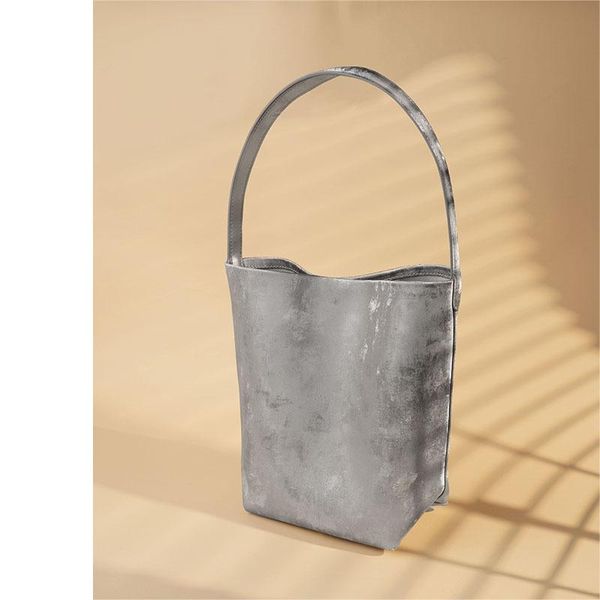 Véritable sac fourre-tout en cuir femmes 2024 nouveau chinois simple épaule grande capacité sac à provisions loisirs sous les bras sac de banlieue peinture à l'encre concepteur à main levée argent