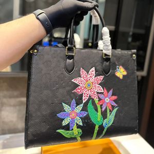 Sacs de créateurs en cuir authentiques luxurys femmes sacs à main fleurs de fleurs carrés de créateurs marques décontractées sacs