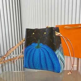 Bolsos de compras de cuero genuino para mujer, bolso de calabaza Yayoi Kusama, bolso de cubo resistente y elegante con cierre de cordón