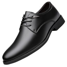 Véritable cuir hommes Chaussures décontractées hiver plus velours chaussures de chaussures marron bottes mâles pour hommes habille des chaussures de créateurs formelles oxford usine b3859