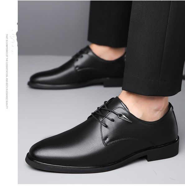 Véritable en cuir hommes chaussures de robe Business Oxfords décontracté pour l'homme pour les chaussures de créateurs doux masculins Slip-on Black Shoe Factory Article B3859