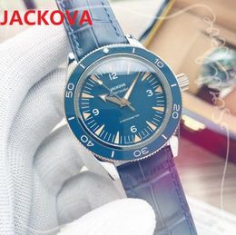 Horloge à quartz en cuir véritable pour hommes, montres à date automatique, robe pour hommes, top modèle, montre-bracelet, boîtier en acier 316L
