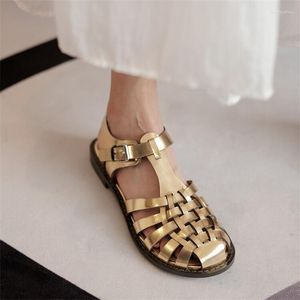 Sandalias de cuero genuinas Retro Mujeres de punto plano retro Fashion For Woman 2024 Summer Hollow Roman Shoes Big Tize 43 5