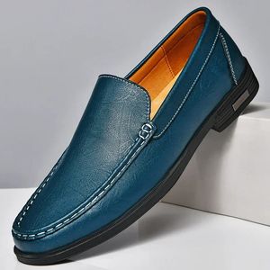 Echte lederen slip schoenen op kantoor man formeel bruiloft feest mannen kleding schoenen adem rijden lui loafers mocassins