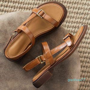 Sandales de gladiateur en cuir véritable pour femmes, chaussures d'été de styliste, plates et décontractées, pantoufles confortables de marque, 2022
