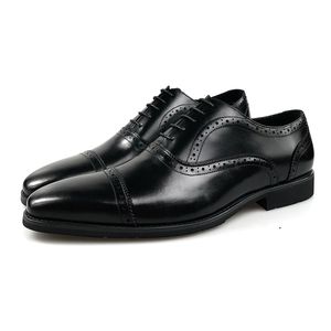Echte mannen Business Leather Italiaanse ontwerper Formele Oxford -schoenen met zwartblauw