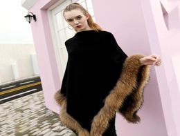 Véritable châle en cachemire en laine Poncho hiver plus pull en tricot de taille avec une véritable garniture de fourrure de raton laveur pour femmes2512257