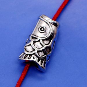 accessoires d'accessoires de géomancy accessoires de bijoux, bracelet de poisson à grand trou à travers un trou de poisson, future koi, comme le pendentif en brocade