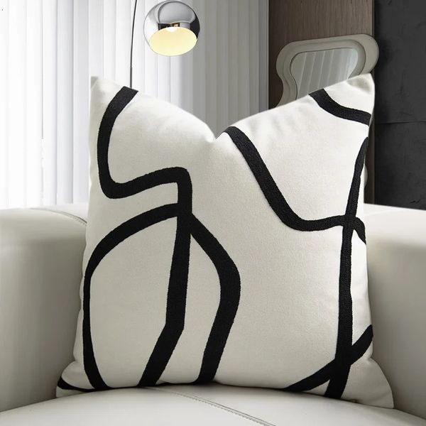 Ligne d'abstraction géométrique taie d'oreiller brodée noir blanc Beige daim toile housse de coussin canapé chevet jeter taie d'oreiller 240118