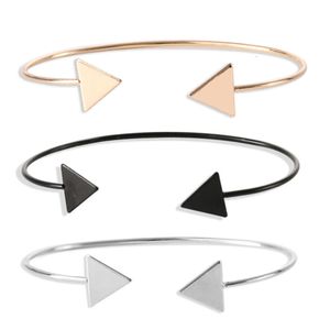 Triangle géométrique en métal asymétrique avec conception ouverte, bracelet en alliage simple et généreux et généreux