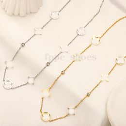 Geometrische ketting roestvrijstalen hanger klassieke luxe 18K gouden vier blad klaver brief ontwerp charme jubileum verjaardagsfeestje voor vrouwen dagelijkse slijtage