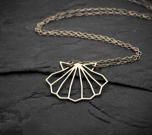Collier coquille de palourde d'origami géométrique Collier nautique ariel sirène conque coquille colliers de chaîne de pensionn