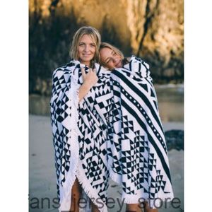 Strandhanddoek met geometrische print en kwastje, ronde zwembadhanddoek, zwart wit, zigeuner tapijt, muurhangend, werphanddoek, picknickmat