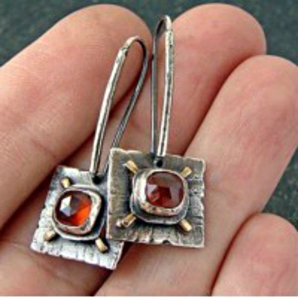 Pendientes geométricos de piedra roja Vintage, Pendientes colgantes de gancho largo de plata antigua, joyería india, accesorios para mujer