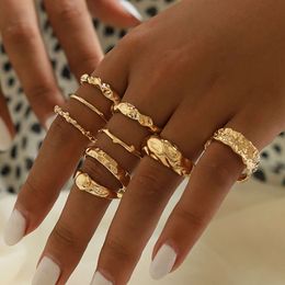 Twist géométrique Twregular Femelle Metal Texture Nine Piece Set Ring