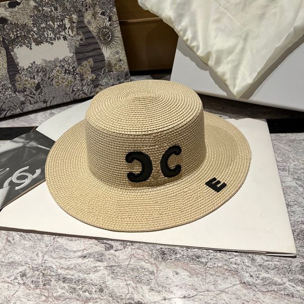 Géométrie Design femmes large bord chapeaux lettre généreuse dame chapeaux de paille femme mode rue bassin casquettes