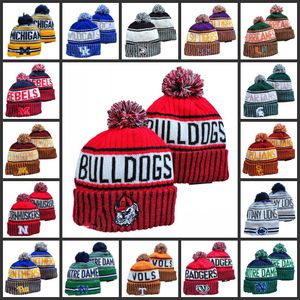 Georgia Bulldogs Gorros de punto Lana Cálido Deporte Rayas Sideline EE. UU. College Cuffed Pom Beanie Sombreros Hombres Mujeres NCAA Bonnet Gorros Skull Hat Cosido