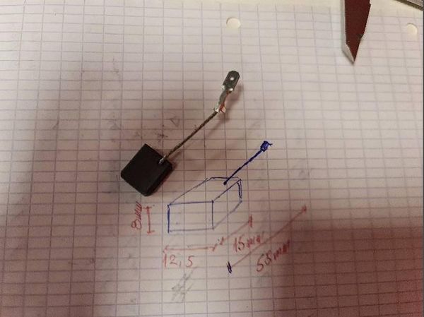 Gereedschap 8x12,5x15mm, repuesto personalizado, cepillos de carbón para Motor de taladro eléctrico para reparación de herramientas eléctricas, pieza de repuesto