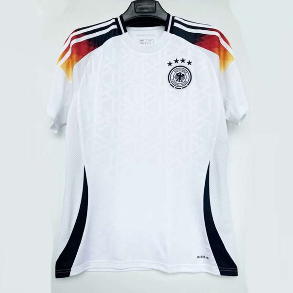 Home allemand 2024 Coupe Nouveau maillot de football à manches courtes Muller Kimi Higgindo Antai Version Qualité