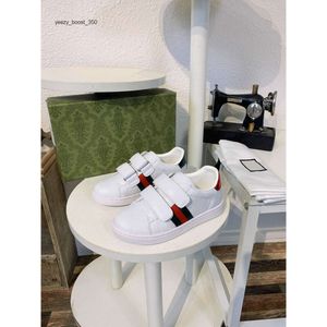 Gglies 23ss Diseñador de marca para niños Zapatillas de deporte de cuero genuino Zapatos para niños G de alta calidad Zapatos cómodos y transpirables para niños y niñas