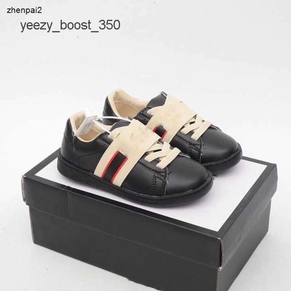 Gglies Designer de luxe enfants chaussures enfants Bee formateurs bébé chaussures décontractées Sneaker pour garçons filles taille 24-35 y compris la boîte à chaussures de marque