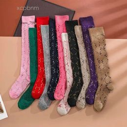 gglies Femmes Marque Chaussette Mode Habillé Hip Hop Jambe Chaussettes pour Filles Lady Genou Haute Designer Lettre Complète Imprimer Bas Streetwear 611