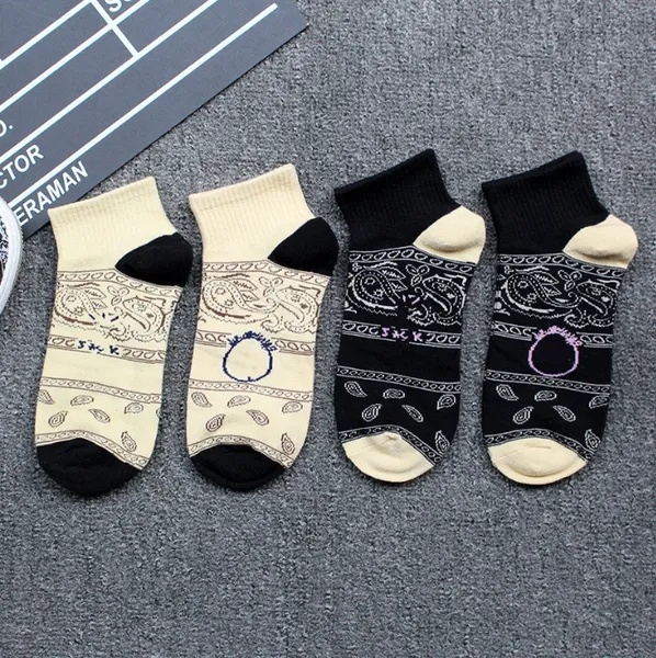 Ghost Face Factory Marque Paisley Chaussettes Mâle Chaussette Crochet Inversé Noir Visage Motif Rétro Tendance Chaussettes Femelle Personnalité Bas-Top Coton Chaussette