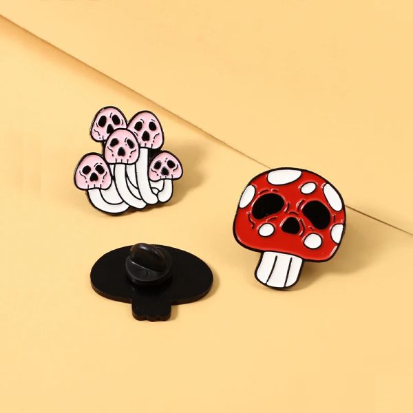 Insubo fantasma esmalte pin venenoso champiñones broches personalizados broches de halloween insignia punk para joyas de amigos spille al por mayor