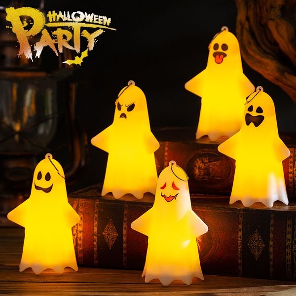 Fantômes suspendus lumière Halloween fantôme porte-clés décorations d'Halloween Mini LED Gadget lumière effrayant accessoires de fête fête de vacances Bar cadeau