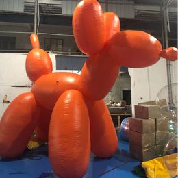 Giant opblaasbaar oranje ballonhondenmodel met ventilator voor parkdecoratie en advertenties