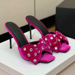 Velvet Crystal Bowtie Mules Sandales glisse à talons Stilletto talons ouverts designers de luxe pour femmes en cuir Soleur Satin de soirée chaussures d'usine 35-42