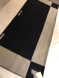 Couvertures de couleur noire épaisses pour canapé de maison, couverture de chameau de bonne qualité, grande taille 135175cm en laine, cadeau d'anniversaire