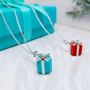 Collier cadeau Collier femelle en acier inoxydable couple pendentif de créateur de bijoux de cou de Noël cadeau de Noël en gros de la Saint-Valentin