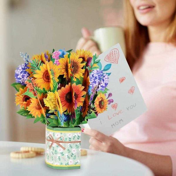 Cartes-cadeaux Carte pop-up 3D Carte de fête des mères Cartes de vœux pop-up faites à la main Bouquet de papier avec enveloppe vierge pour anniversaire Love Romance Z0310