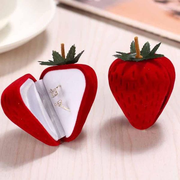 Emballage cadeau 1 pièces rouge fraise boîte forme velours anneau étui de rangement bijoux protecteur flocage vente