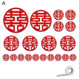 Geschenkwikkeling 1 Set Beauty Chinese bruiloft Decoratie Openwork Design Decoratieve doek Dubbel geluk Wall Sticker