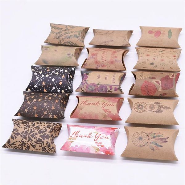 Envoltura de regalo 10 20 50 unids Patrones múltiples Cajas de papel Kraft impresas Linda Mini almohada en forma de bolsas de dulces para favores de boda Caja Packaging3140