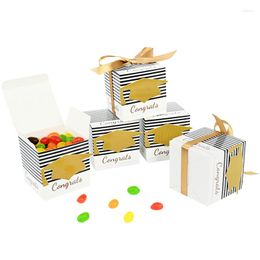 Geschenkwikkeling 10/20 stcs Gefeliciteerd Candy Box Bachelor Cap Paper verpakkingen Boxes Tassen voor afstudeerbenodigdheden Klasse van 2023